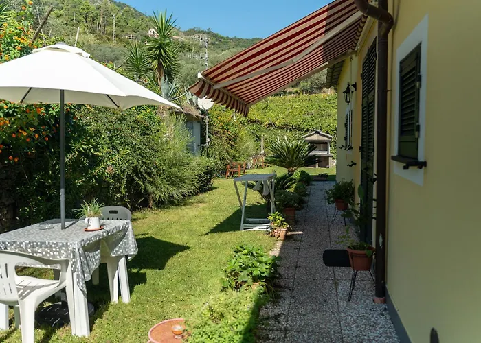 La Collina Farma Levanto