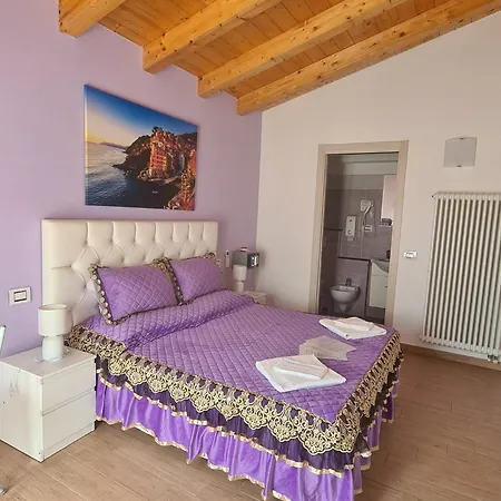 La Collina Lantgård *